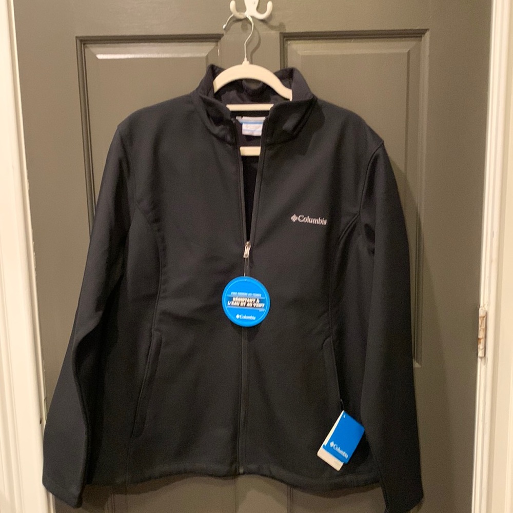 Women’s NWT Columbia XL jacket